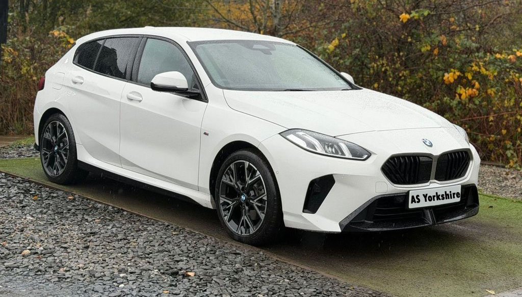 BMW 1 SERIES